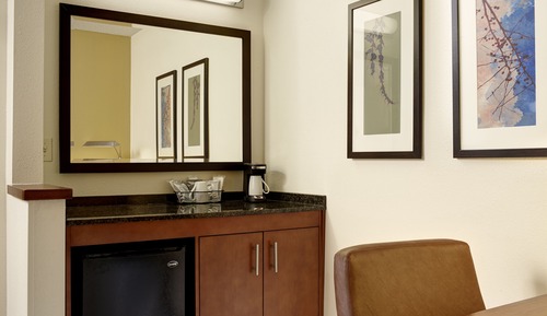 Standard Room, 1 King Bed