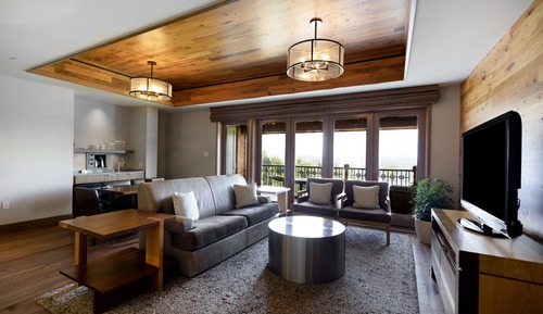 Suite, 1 King Bed, Accessible, Balcony (Lodge)