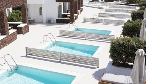 Executive Suite, Private Pool