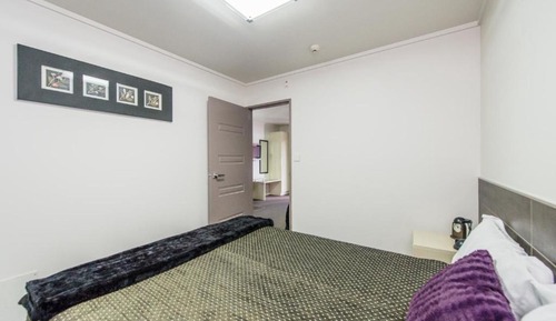 One Bedroom Spa Suite