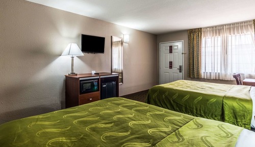 Room, 2 Queen Beds, Non Smoking (Upper Floor)