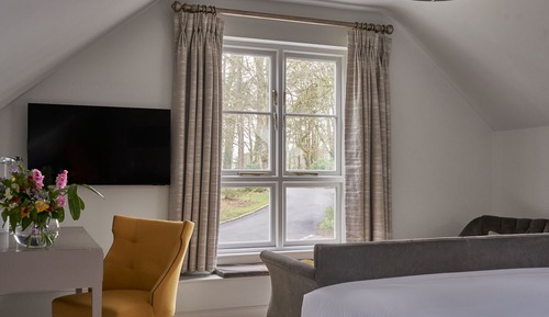 Manor Suite