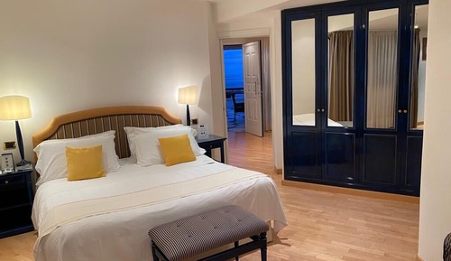 Apartment Suite (Spa/Club Lounge Access)