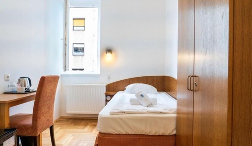 Standard Single Room