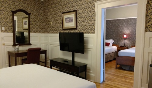 Family Suite, 2 Bedrooms - Not Pet Friendly