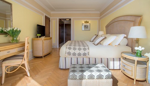 Lanai Room