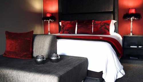 Luxury Room with Queen Bed with Balcony RTID 2