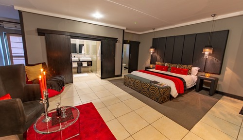 Executive Suite RTID 6