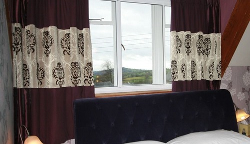 Room, 1 King Bed, Ensuite (The Keats Room)