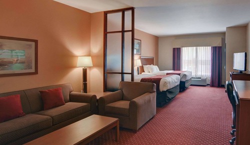 Suite, 2 Queen Beds, Non Smoking