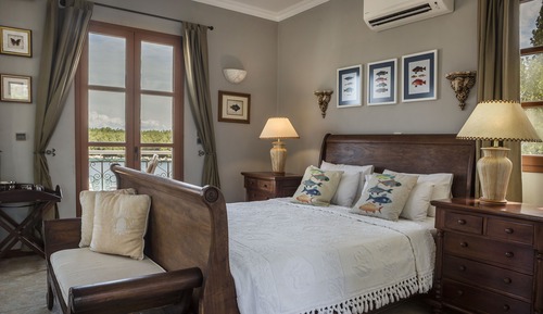 Executive Suite (No 6)
