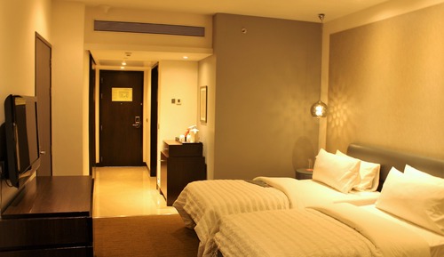 Deluxe Room, 2 Twin Beds, Non Smoking, City View