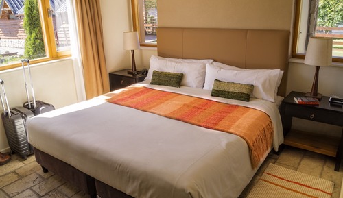 Suite, Multiple Beds, Garden View (Junior Suite King + 2 Sofa Beds)