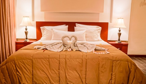 Deluxe Double Room, 1 King Bed, Poolside (Muaya House)