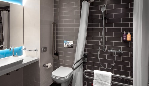 Standard Room, 1 Queen Bed, Accessible