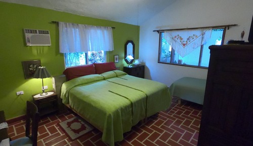 Family Single Room