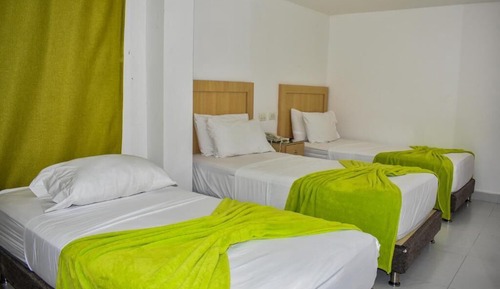 Panoramic Quadruple Room, Beach View