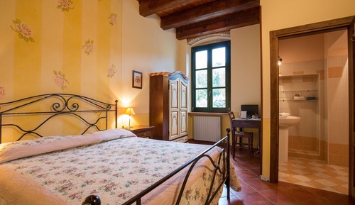 Comfort Double Room, Private Bathroom, Garden View