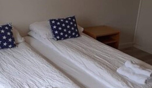 Standard Twin Room, Shared Bathroom