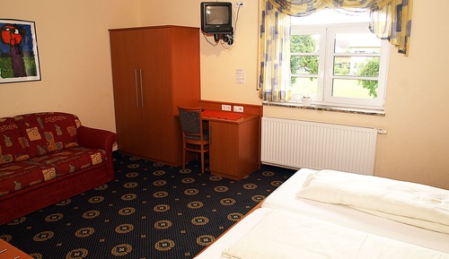 Triple Room (2 adults/1 kid, Main building/Annex)