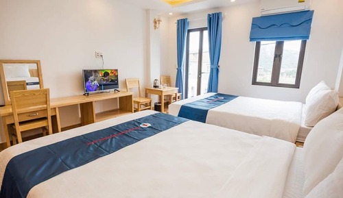 Deluxe Double or Twin Room