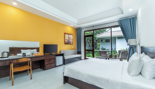 Exclusive Bungalow, 1 King Bed, Garden View