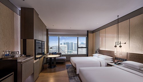 Business Room, 2 Twin Beds, City View