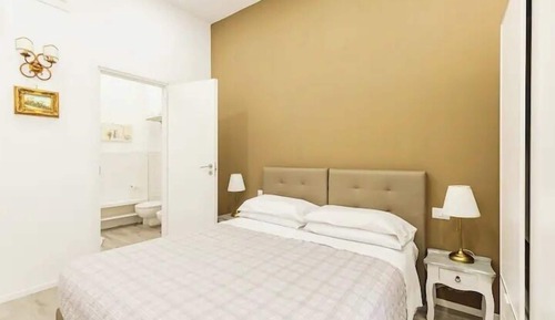 Standard Double Room (Fresia)