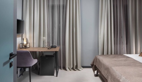 Standard Room (King 1)