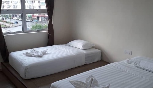Standard Twin Room