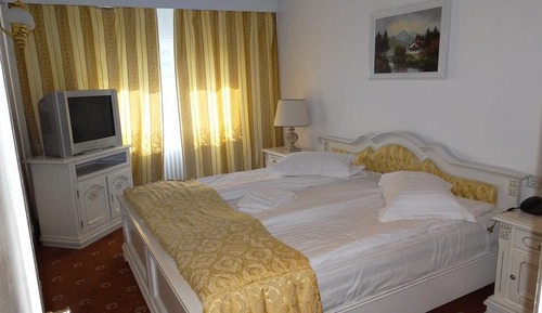 Standard Double Room (with A/C)