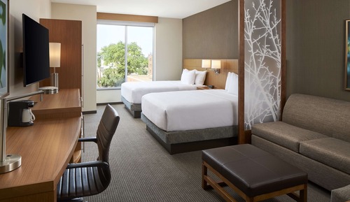 Room, Multiple Beds (High Floor)