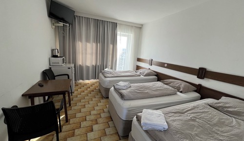 Economy Triple Room