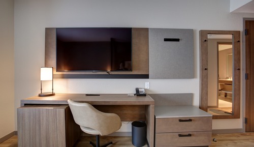 Standard Room, Accessible, Bathtub (2 Queen Beds & 1 Sofabed)