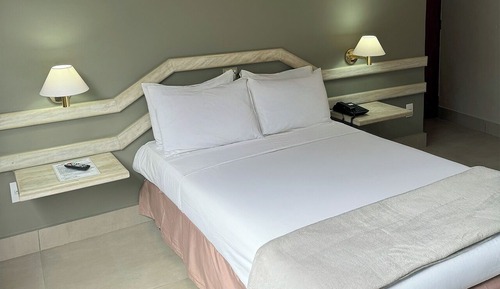 Deluxe Room (Superior)