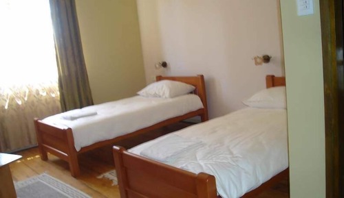 Standard Twin Room, Private Bathroom