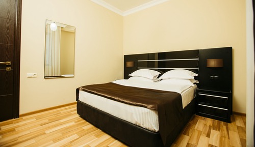 Suite (with Sea and Pool View)