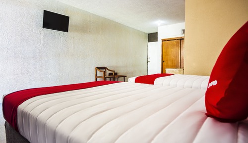 Standard Room, 2 Queen Beds