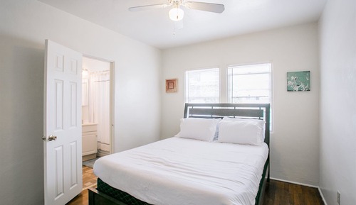 Condo (2061)