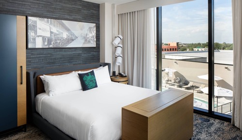 Suite, 1 Bedroom, Balcony