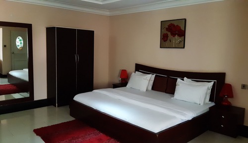 Premier Room