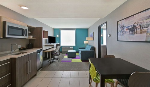 Suite, 1 King Bed, Accessible (Mobility & Hearing, Roll-in Shower)