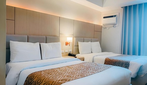 Studio, 2 Double Beds, Non Smoking, City View