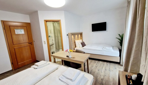 Triple Room, Private Bathroom