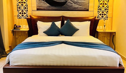 Signature Room