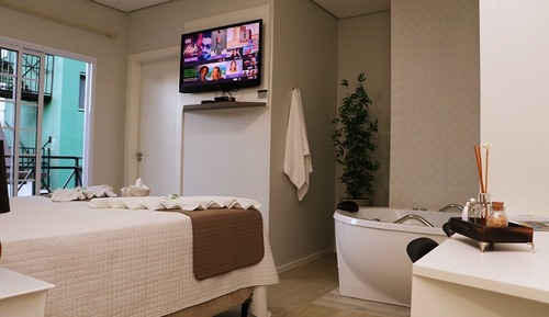 Luxury Studio Suite, 1 Queen Bed