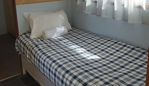 Standard Cabin Small