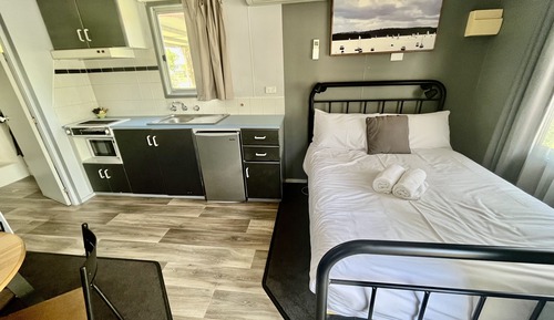 Studio Cabin
