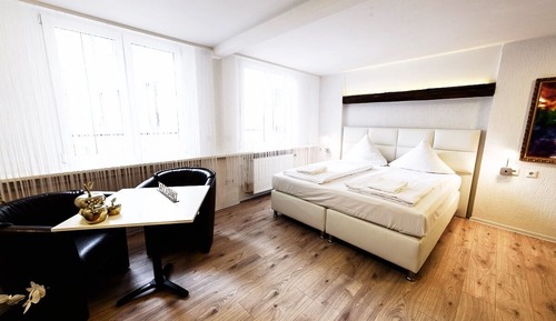 Studio (Haus Burgchaussee - Stadt-Apartment)