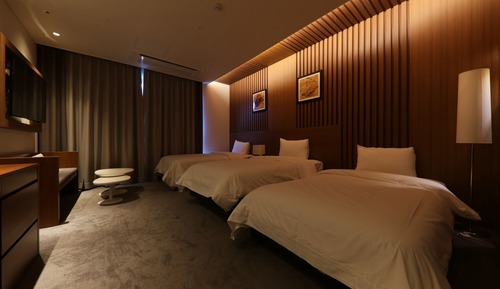 Triple Room